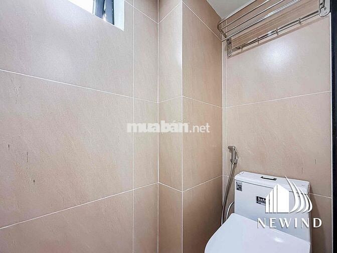 DUPLEX CÓ BAN CÔNG SIÊU CHILL CÁCH QUẬN 1 8P ĐI XE VÀ SANG TRỌNG