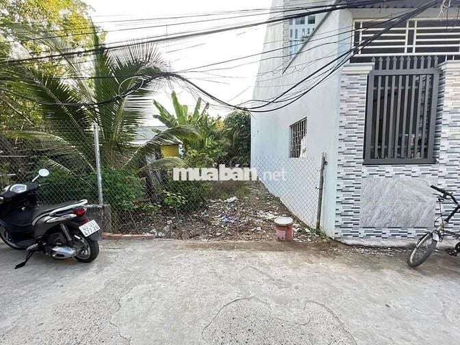 Cần ra nhanh 1 cặp đất thổ cư ngay Viettel Post giá 590 triệu/ 100m2