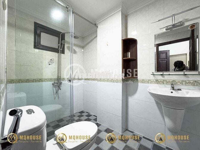 Căn hộ 1PN ban công thoáng, full nội thất, gần trung tâm, Landmark,Q1