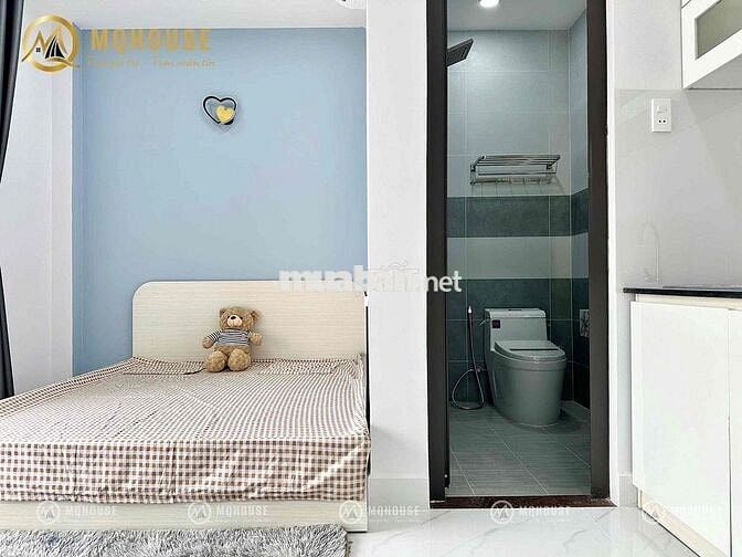 CHDV FULL NỘI THẤT - BANCOL LỚN SIÊU THOÁNG NẰM NGAY TRUNG TÂM