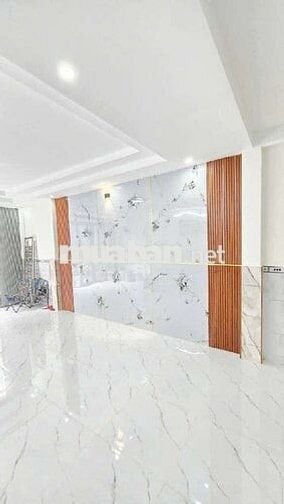 Bình Tân - Bán nhà 3 tầng 32m2 đường Lê đình cẩn 4ty5