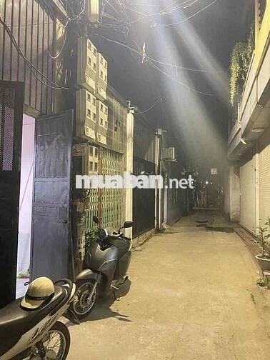 Chính chủ cho thuê nhà Phúc Đồng 40m2x2tầng  - Điều hoà, nóng lạnh