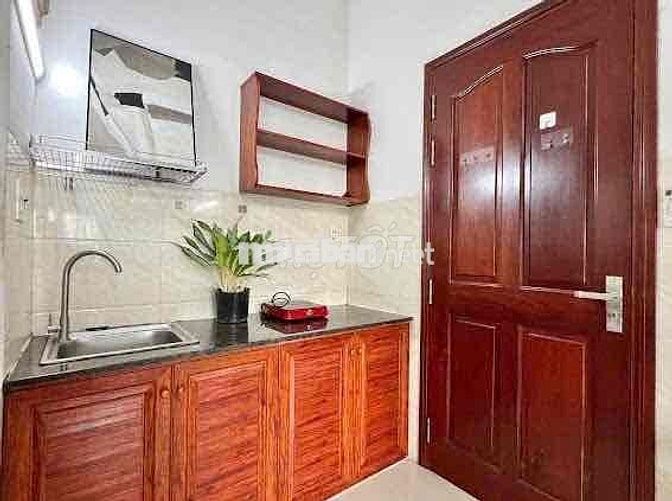 Phòng Gác Cao Full Nội Thất Cửa Sổ Trời Giá Rẻ Gần Lotte Quận 7