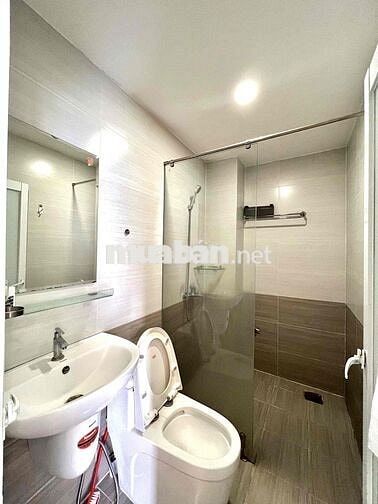 Cho Thê Căn Hộ Bancol Máy Giặt Riêng Luxury Rộng 40m2 Ngay Chợ Bàn Cờ