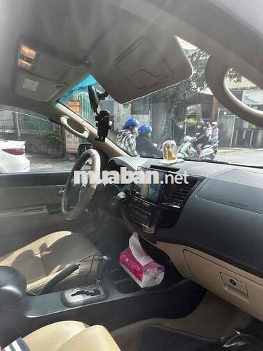 Toyota Fortuner 2010 2.7