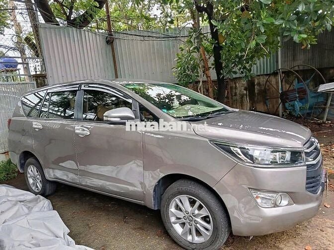 Bán xe Toyota Innova 2017 2.0E - 165902 km