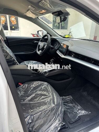 MG5 STD - SX 2024  - Odo chỉ 8 km (Như xe mới)