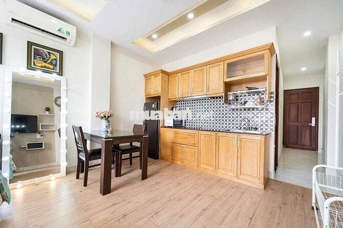 Căn Hộ Cửa Sổ Thang Máy Phú Nhuận Gần Phan Xích Long Trường Sa Quận 1