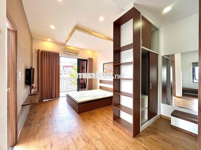 Cho Thê Căn Hộ Bancol Máy Giặt Riêng Luxury Rộng 40m2 Ngay Chợ Bàn Cờ