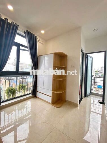 STUDIO BAN CÔNG  - CỬA SỔ TRỜI LỚN - FULL NỘI THẤT GẦN CHỢ BÀ CHIỂU