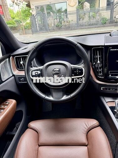 Volvo XC60 2022 Inscription B6 AWD - 34000 km