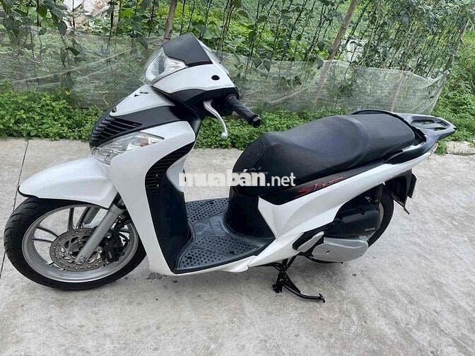 Cần bán việt nam 2016 150c smatkey độ fom ý