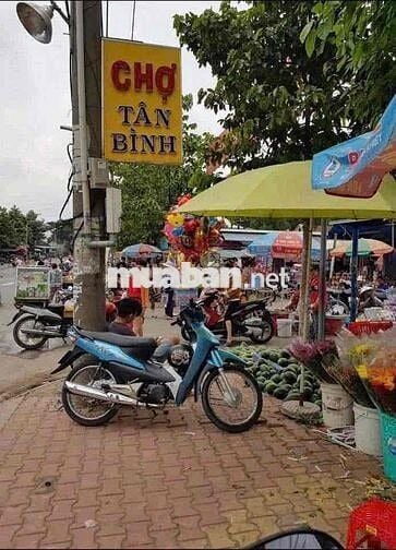 🏡 BÁN ĐẤT TẶNG NHÀ CẤP 4 – MẶT TIỀN KINH DOANH ĐA NGÀNH NGHỀ  📍 Vị trí