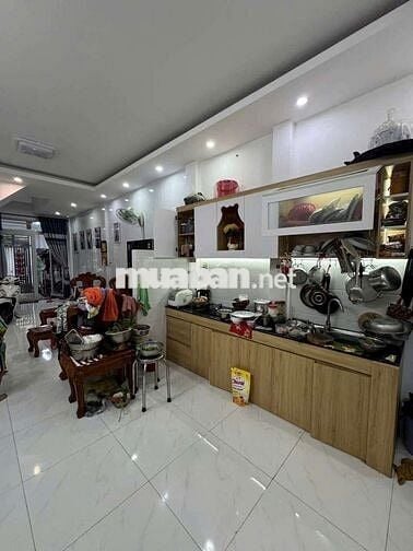 NHÀ TRỆT LẦU - HẺM 102 LÊ ANH XUÂN