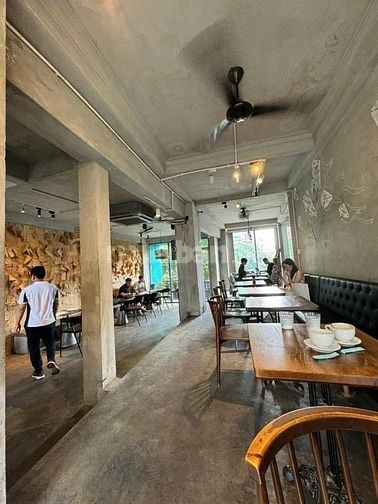 Duy nhất trên cung đường Phan Xích Long – “trái tim” ẩm thực & thương 