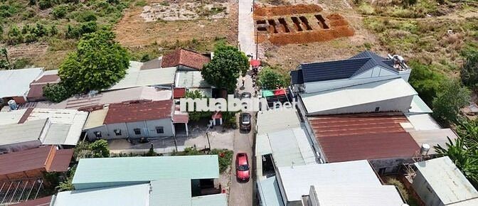 Chủ đất ra nước ngoài bán gấp đất trung tâm Thủ Dầu Một, Sổ hồng riêng