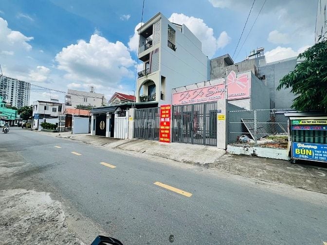 Bán nhà 4 tầng mặt tiền đường Số 8,Trường Thọ-Giá bằng căn hộ cao cấp.