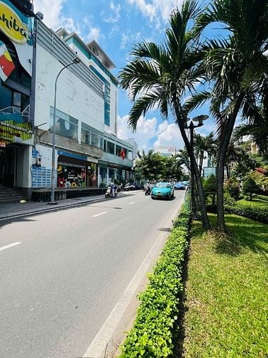Duy nhất trên cung đường Phan Xích Long – “trái tim” ẩm thực & thương 