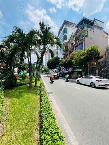 Duy nhất trên cung đường Phan Xích Long – “trái tim” ẩm thực & thương 