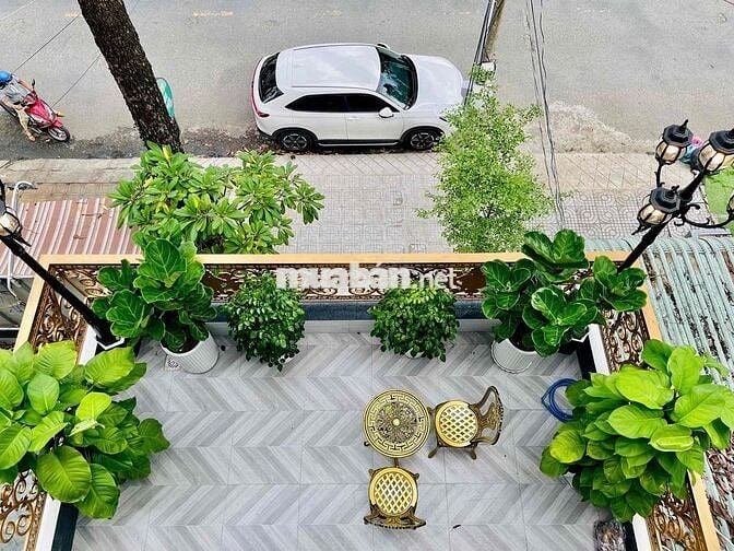 Chính chủ bán nhà Mặt Tiền Nguyễn Hiền
