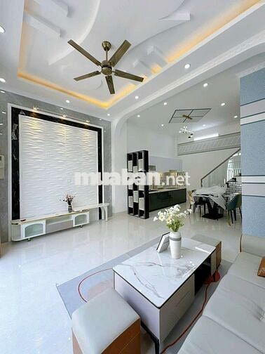 NHÀ TRỆT LẦU  - HẺM 876, TRẦN NAM PHÚ