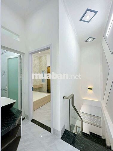 NHÀ TRỆT LẦU  - HẺM 876, TRẦN NAM PHÚ