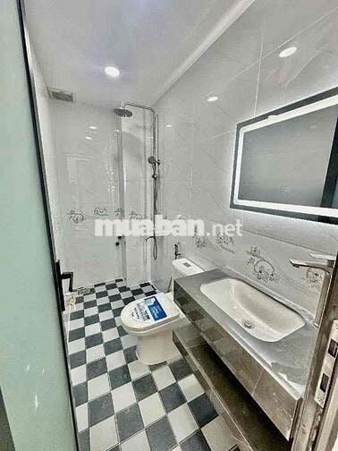Gấp bán, Nhỉnh 6 tỷ Nhà mới, 42m2(4,3mx10m) Âu Dương Lân