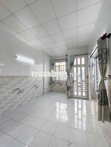 Nhà trệt 2 lầu trục chính hẻm 41 đường võ Trường Toản, An Hoà, NK