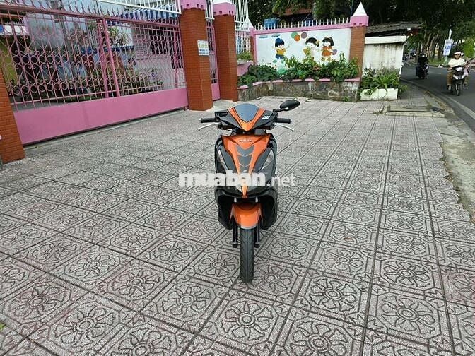 Nhà chật bán AB2014 cam đen