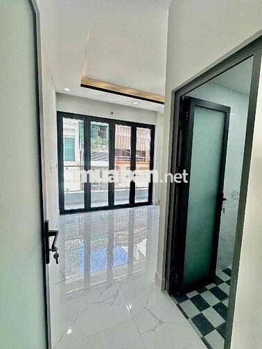 Gấp bán, Nhỉnh 6 tỷ Nhà mới, 42m2(4,3mx10m) Âu Dương Lân