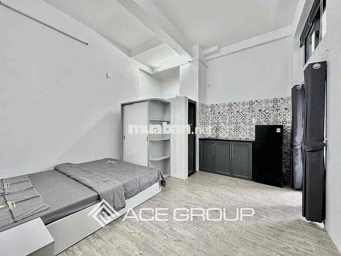 Căn Hộ Ban Công Thang Máy Bình Thạnh Gần Nguyễn Gia Trí Hàng Xanh Q1