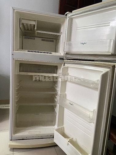 Bán tủ lạnh Sanyo 180lít nhập khẩu Thái Lan không đóng tuyết 