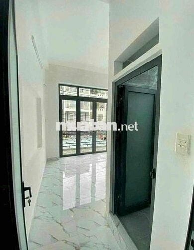 Nhà 4,6 x16. 3 lầu. Mặt tiền Nguyễn Văn Khối