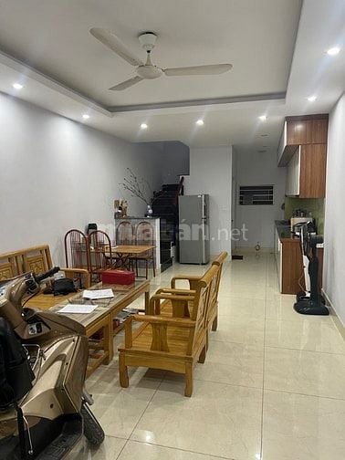 Bán nhà Định công thượng , dt 50m2 giá 8.95 tỷ