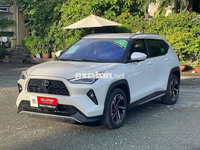 Toyota Yaris Cross 1.5D CVT 2024 xe hãng bán