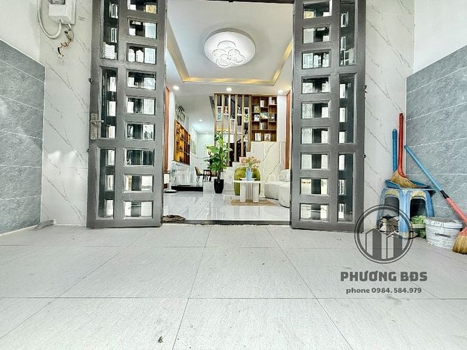 Nhà 3 Tầng Đúc Kiên Cố – Hẻm 5m Xe Hơi – Thới An 05, Q12