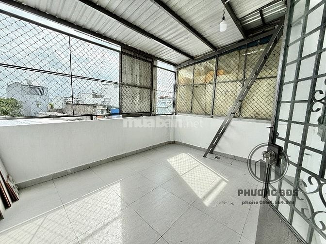 Nhà 3 Tầng Đúc Kiên Cố – Hẻm 5m Xe Hơi – Thới An 05, Q12