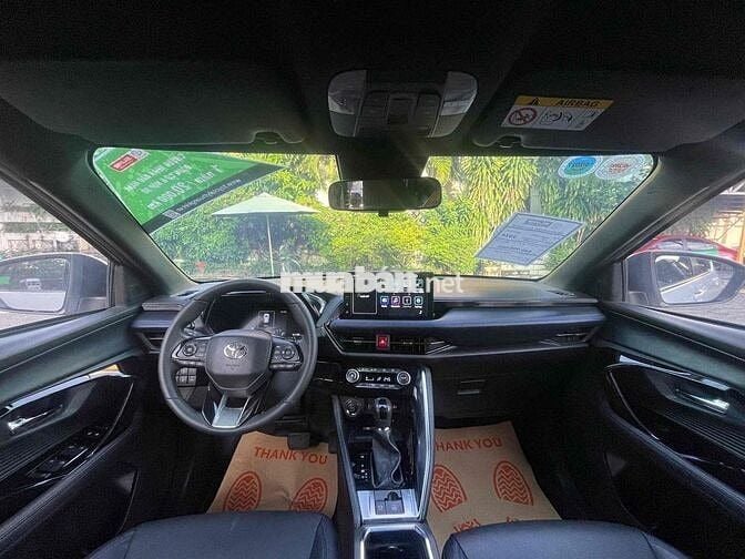 Toyota Yaris Cross 1.5D CVT 2024 xe hãng bán