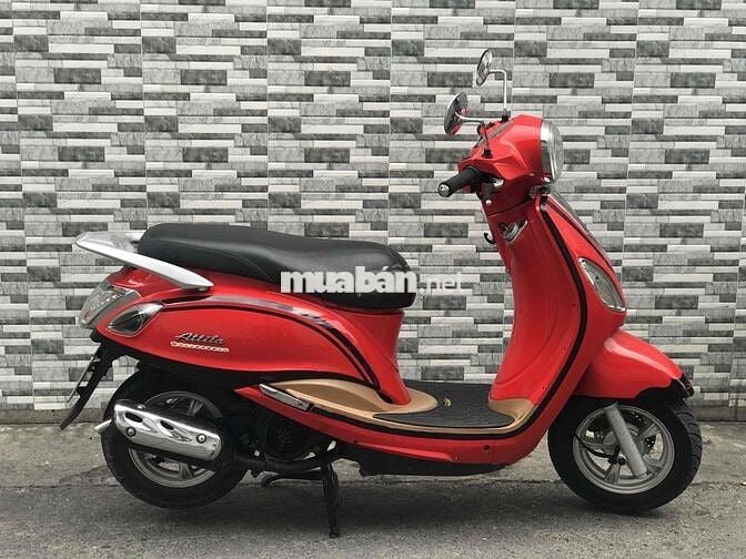 Tay ga Sym Venus Fi . 3 s tắt máy . Siêu ngon