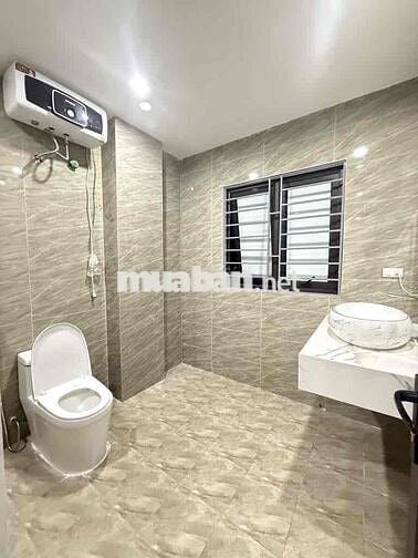 GIẢI PHÓNG - BẾN XE NƯỚC NGẦM _ 6 TẦNG THANG MÁY . 10m RA PHỐ
