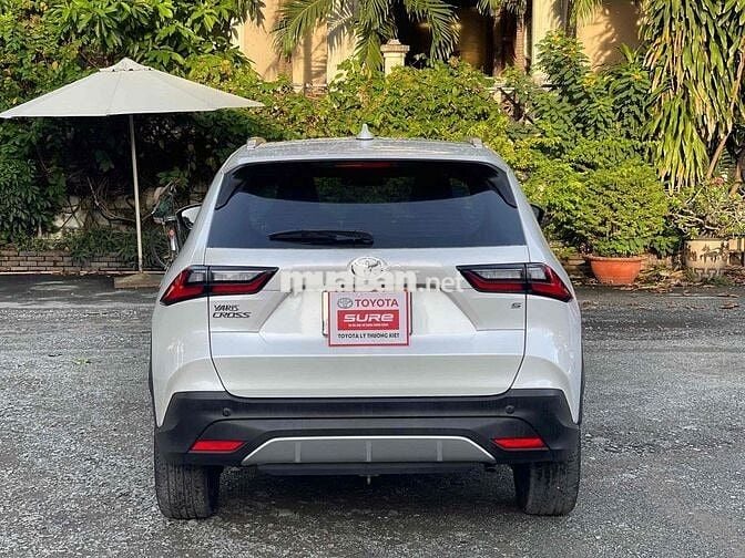 Toyota Yaris Cross 1.5D CVT 2024 xe hãng bán
