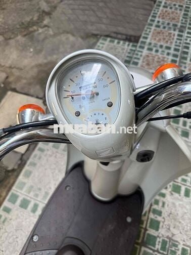cần bán xe tay ga như hình