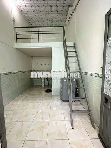 CHO THUÊ PHÒNG TRỌ NINH KIỀU ĐƯỜNG NGUYỄN VĂN CỪ SẴN MÁY LẠNH 2.3TR