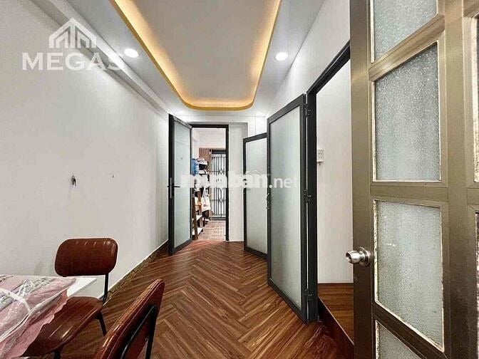 CHO THUÊ CĂN HỘ 2PN TÁCH BẾP FULL NỘI THẤT MÁY GIẶC RIÊNG