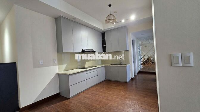 Full nội thất căn hộ 93 m2 2 PN 2 WC cần cho thuê, nhận nhà ngay
