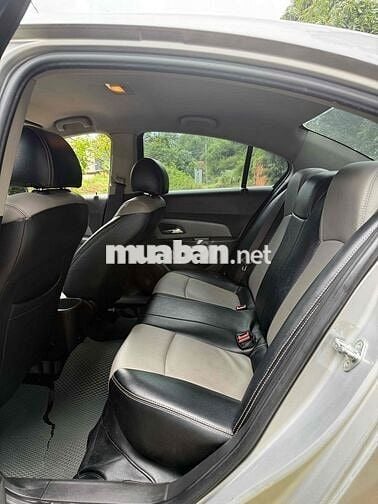 Chevrolet Cruze 2012 LS (2012) - 180000 km