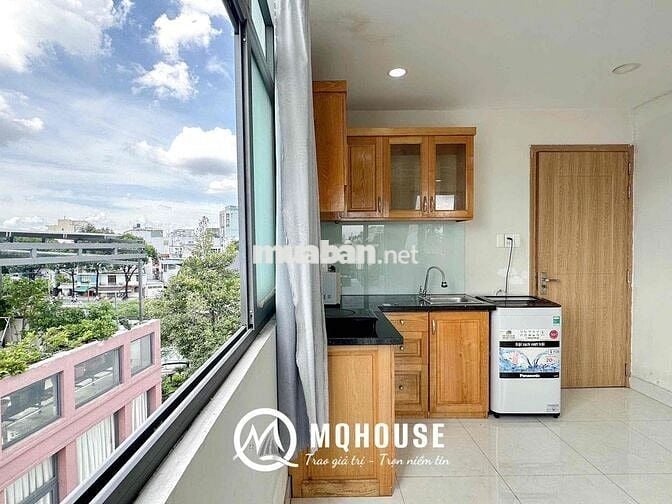Cho Thuê Phòng Quận 1_40m2 Full Cửa Sổ Ban Công NT Thang Máy View Bờ K