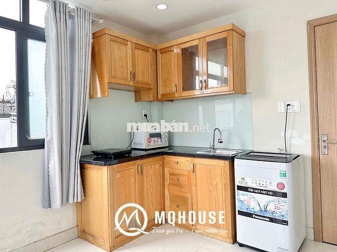 Cho Thuê Phòng Quận 1_40m2 Full Cửa Sổ Ban Công NT Thang Máy View Bờ K
