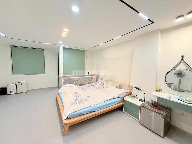 Bán nhà phố Trần Quang Diệu 63m, 7 tầng, mt 5.2m. Giá: 28.5 tỷ
