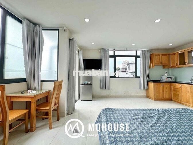 Cho Thuê Phòng Quận 1_40m2 Full Cửa Sổ Ban Công NT Thang Máy View Bờ K
